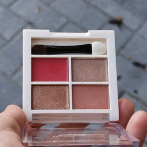 Miniso Eyeshadows Palette